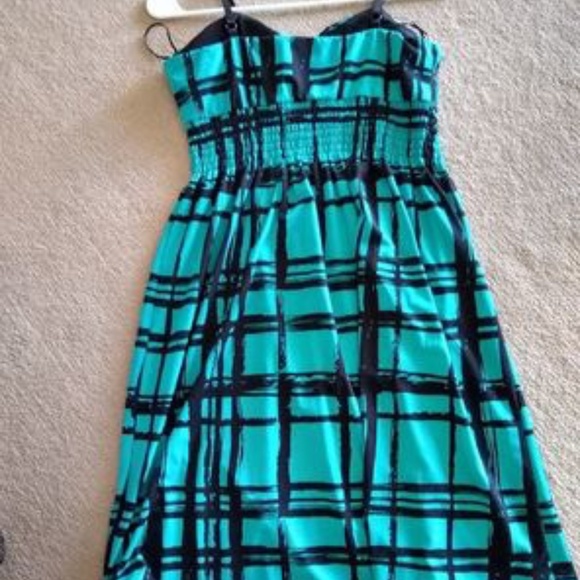 Cocktail dress - Picture 3 of 3